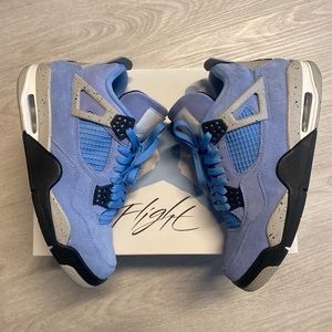Air Jordan 4 Retro